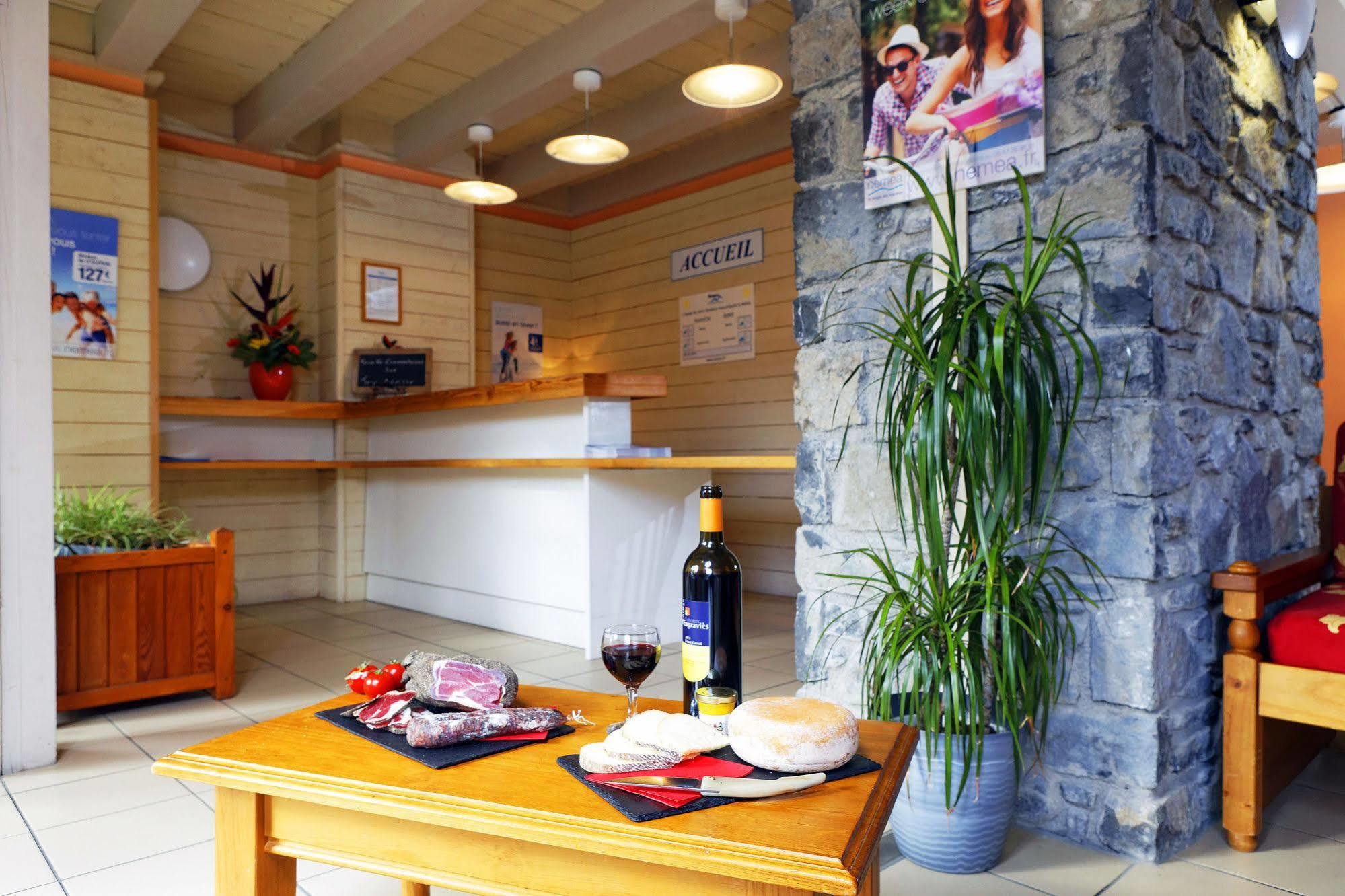 Residence Nemea Les Grands Ax Ax-les-Thermes Eksteriør billede
