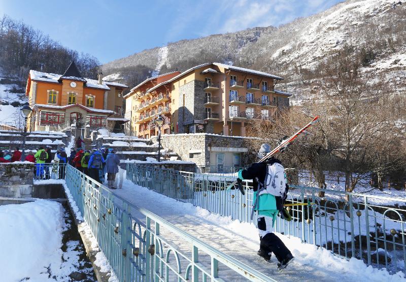Residence Nemea Les Grands Ax Ax-les-Thermes Eksteriør billede